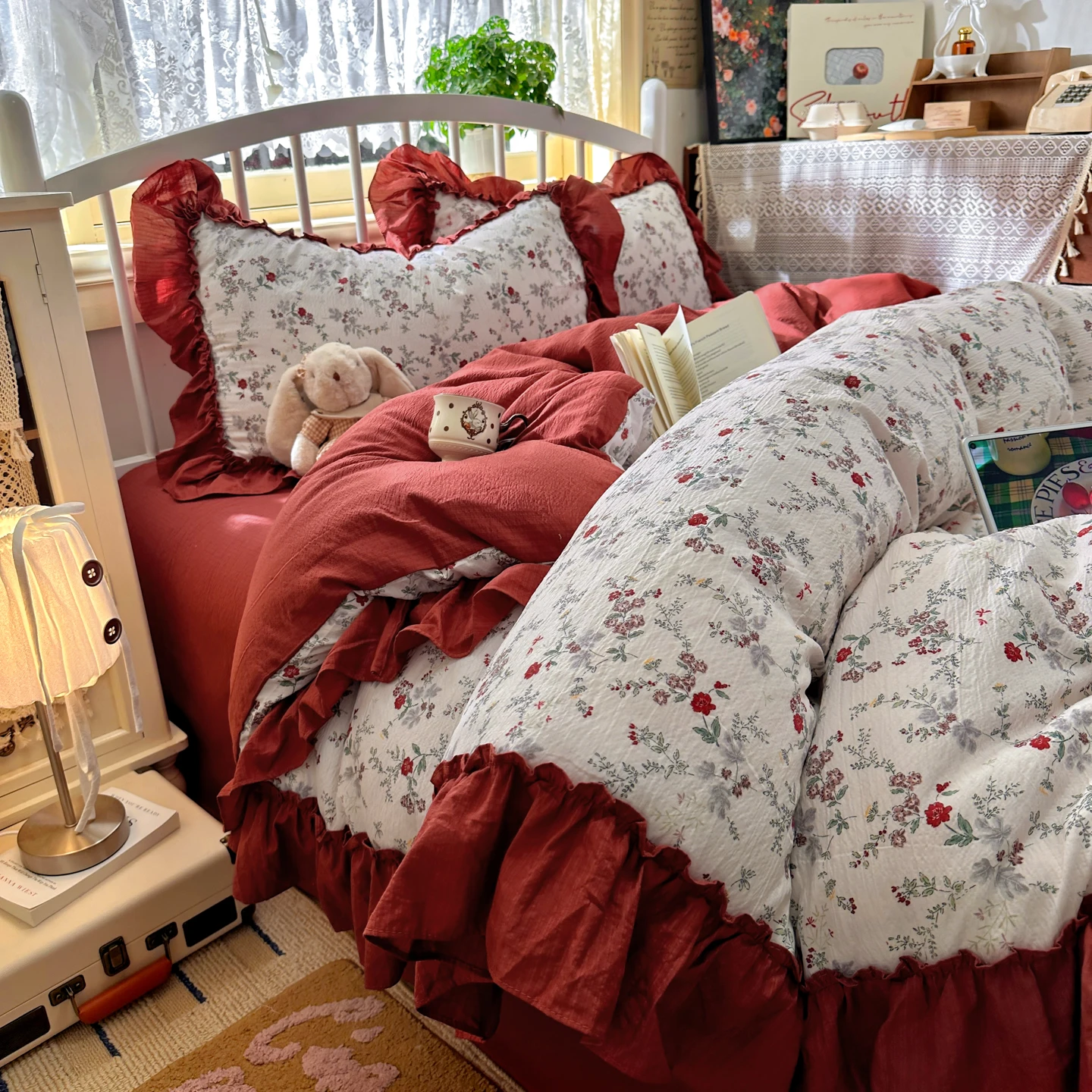 ชุดเครื่องนอนสไตล์วินเทจฝรั่งเ - Aesthetic Floral Duvet Cover บทวิจารณ์และราคา
